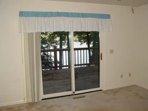 740 Dodee Ln, Union Hall, VA 24176 photo 9