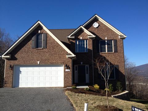3182 Clayview Cir, Salem, VA 24153 photo 1