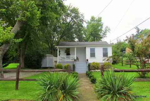 3701 Bear Rd SE, Roanoke, VA 24014 photo 2