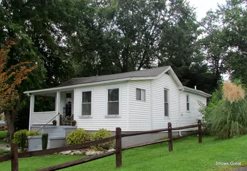 3701 Bear Rd SE, Roanoke, VA 24014 photo 3