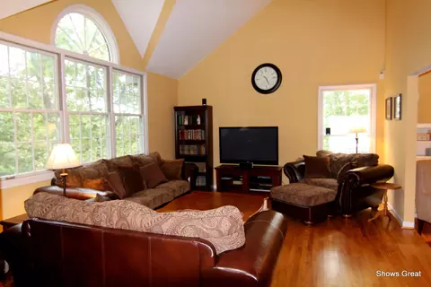 6604 Circleview Dr, Roanoke, VA 24014 photo 4