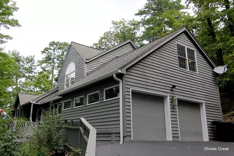 6604 Circleview Dr, Roanoke, VA 24014 photo 1