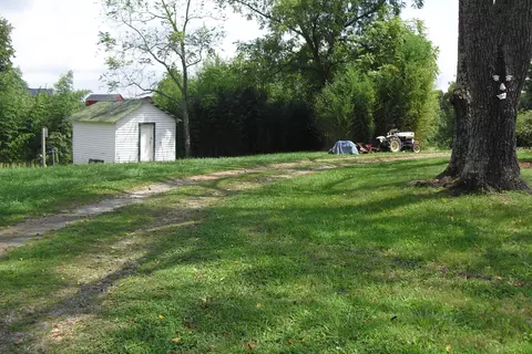 7821 Grassland Dr, Sandy Level, VA 24161 photo 5