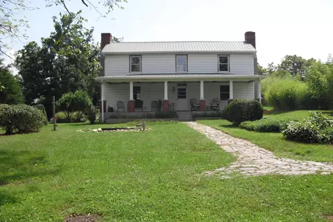7821 Grassland Dr, Sandy Level, VA 24161 photo 1