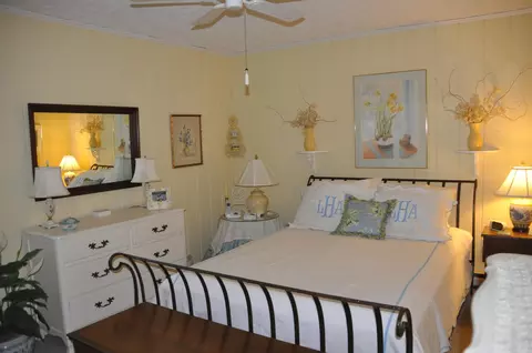 302 Hardy Rd, Penhook, VA 24137 photo 9