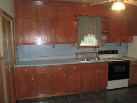 468 Kyle Weeks Rd, Willis, VA 24380 photo 32