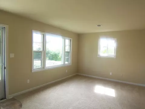 722 Peck St NW, Roanoke, VA 24017 photo 2