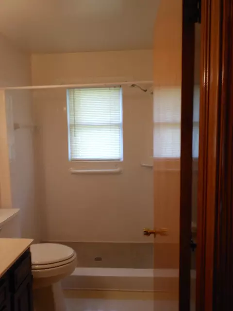 1604 Eanes Rd, Roanoke, VA 24014 photo 12