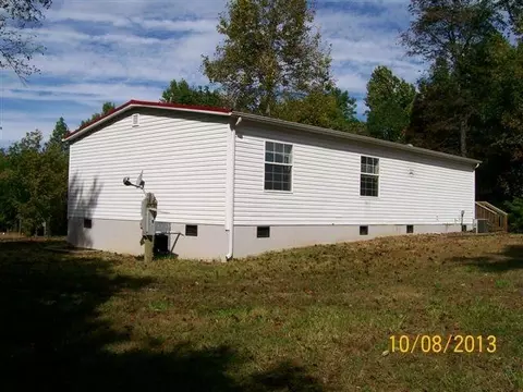 93 Twin Rocks Dr, Ferrum, VA 24088 photo 2