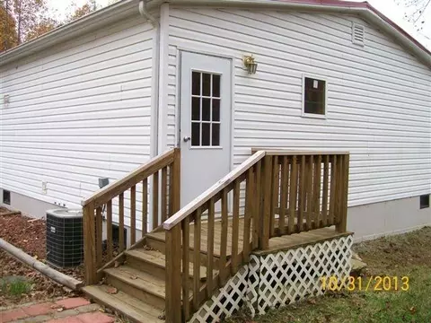 93 Twin Rocks Dr, Ferrum, VA 24088 photo 11