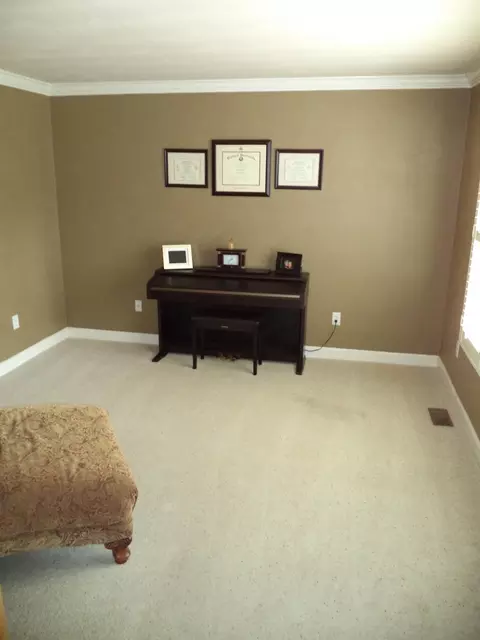 111 Macgregor Dr, Blue Ridge, VA 24064 photo 15