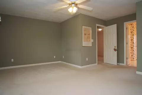 5545 Highfields Rd, Roanoke, VA 24018 photo 10