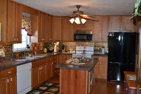122 Clinton Dr, Evington, VA 24550 photo 12