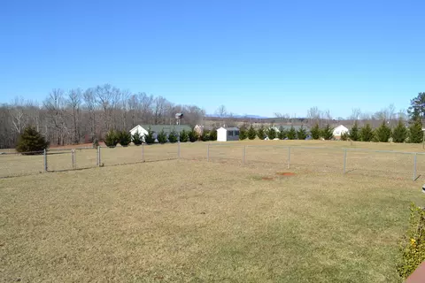 122 Clinton Dr, Evington, VA 24550 photo 8