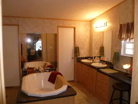 118 Wellspring Rd, Moneta, VA 24121 photo 7
