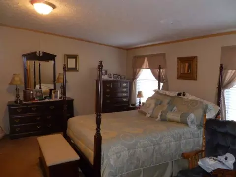 118 Wellspring Rd, Moneta, VA 24121 photo 5