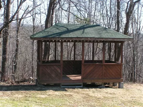 241 Rustic Ridge Rd, Ferrum, VA 24088 photo 4