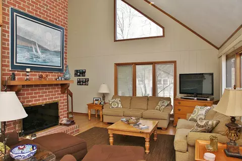 728 Dodee Ln, Union Hall, VA 24176 photo 8