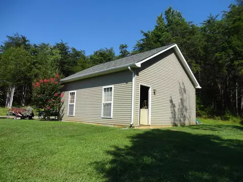 247 Bull Run Dr, Penhook, VA 24137 photo 8