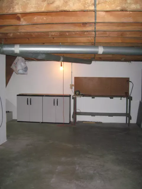 318 E Gray St, Covington, VA 24426 photo 25
