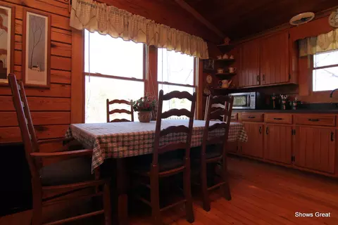 1877 Trails End Rd, Goodview, VA 24095 photo 11