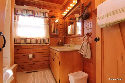 1877 Trails End Rd, Goodview, VA 24095 photo 17