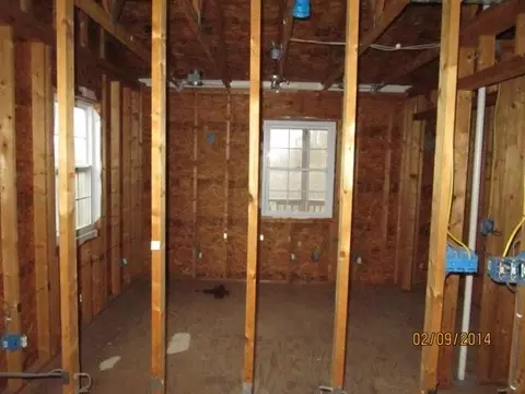 205 Stewart St, Goodview, VA 24095 photo 7