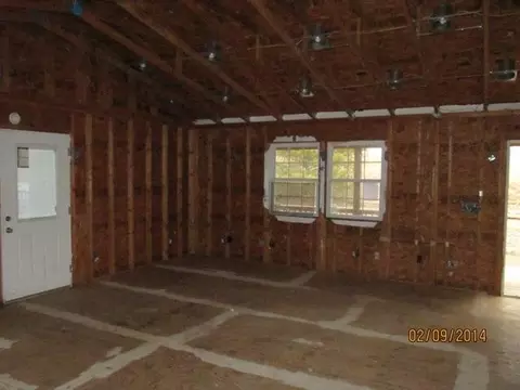 205 Stewart St, Goodview, VA 24095 photo 4