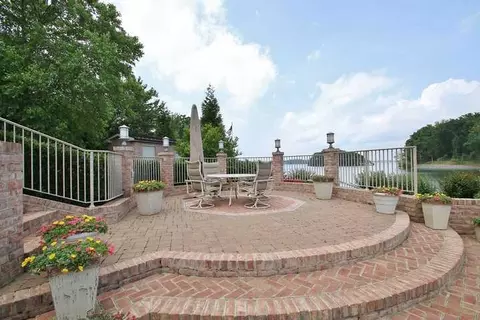 210 Three Point Isle Dr, Penhook, VA 24137 photo 46