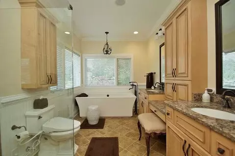 210 Three Point Isle Dr, Penhook, VA 24137 photo 20