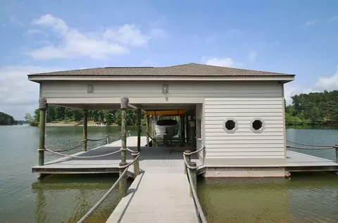 210 Three Point Isle Dr, Penhook, VA 24137 photo 53