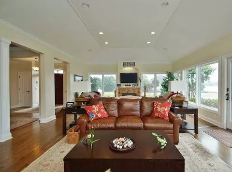 210 Three Point Isle Dr, Penhook, VA 24137 photo 14
