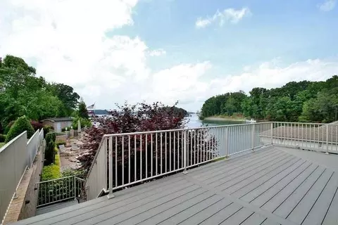 210 Three Point Isle Dr, Penhook, VA 24137 photo 42