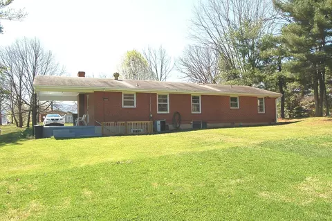 3508 Gene St, Salem, VA 24153 photo 5
