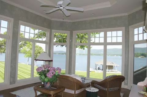 450 Island View Dr, Penhook, VA 24137 photo 5