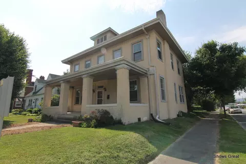 300 E 2nd St, Salem, VA 24153 photo 2