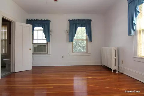 300 E 2nd St, Salem, VA 24153 photo 19