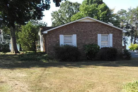 393 Lake Point Dr, Penhook, VA 24137 photo 8