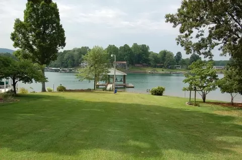 393 Lake Point Dr, Penhook, VA 24137 photo 4