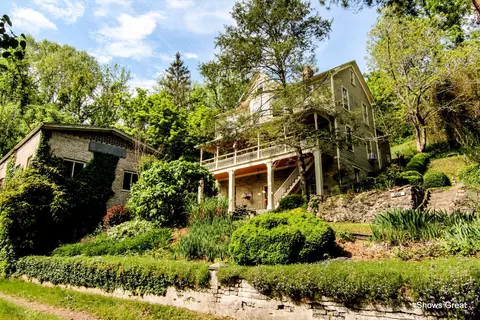 400 Riverside Dr, Eagle Rock, VA 24085 photo 2