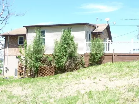 5682 Shaver St, Dublin, VA 24084 photo 2