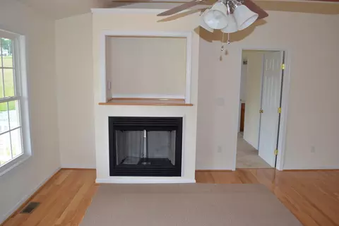 4808 Chestnut Fork Rd, Bedford, VA 24523 photo 3