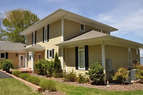 235 Base Ct, Penhook, VA 24137 photo 2