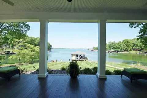 235 Base Ct, Penhook, VA 24137 photo 6