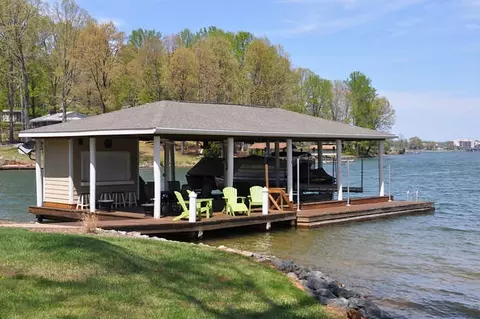 235 Base Ct, Penhook, VA 24137 photo 23