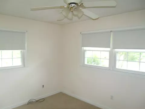 237 Picker Cir, Hurt, VA 24563 photo 5
