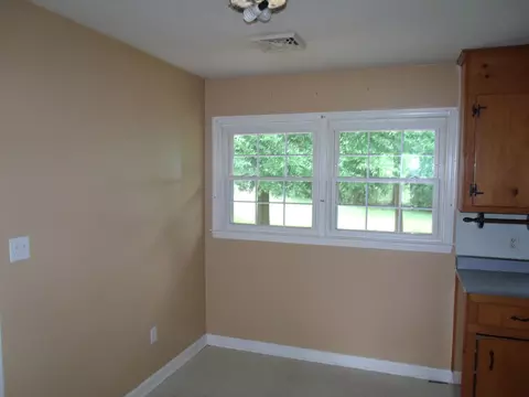 237 Picker Cir, Hurt, VA 24563 photo 4