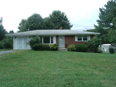 237 Picker Cir, Hurt, VA 24563 photo 1