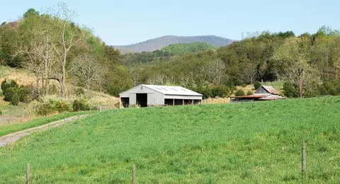 3701 Frontage Rd, Buchanan, VA 24066 photo 10