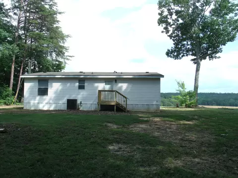 3653 Yorkshire Dr, Sandy Level, VA 24161 photo 3